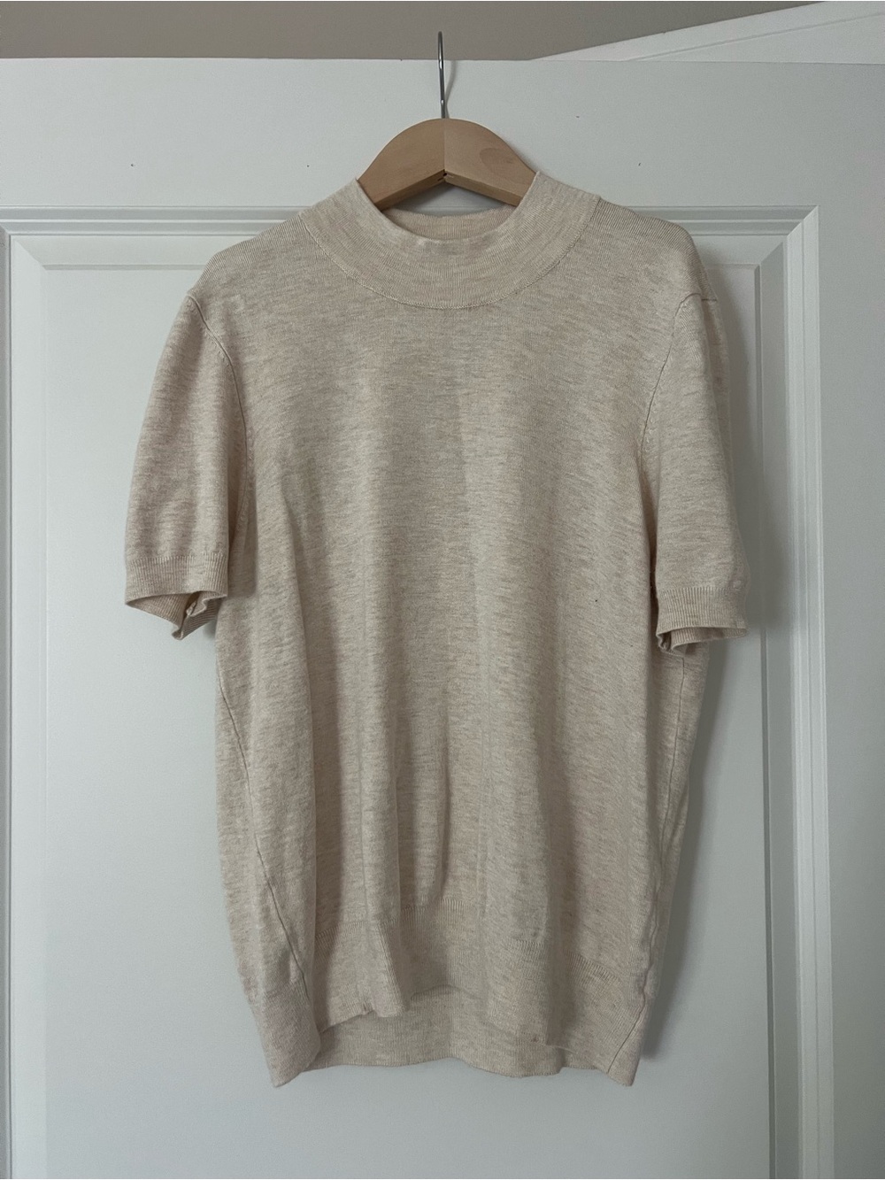 Stitch and Feather Neutral Cream Short-Sleeve Knit Top